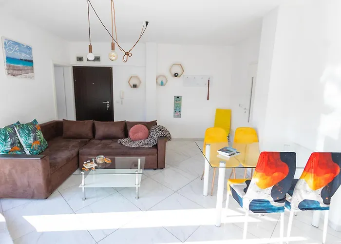 Seastоry By Rv Apartments